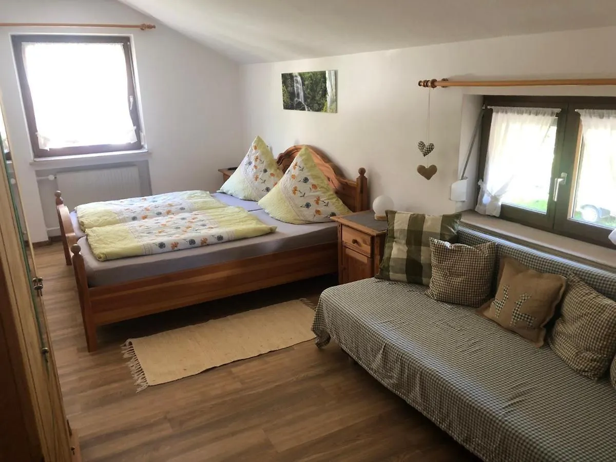 Ferienhaus Lipp 미텐발트 아파트