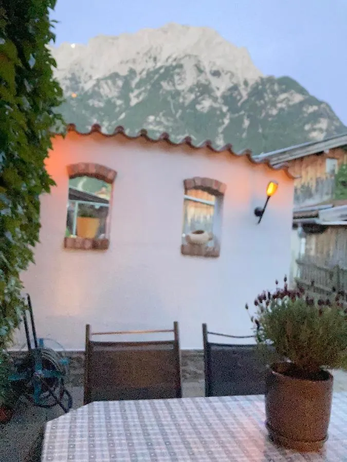 Ferienhaus Lipp 미텐발트 아파트